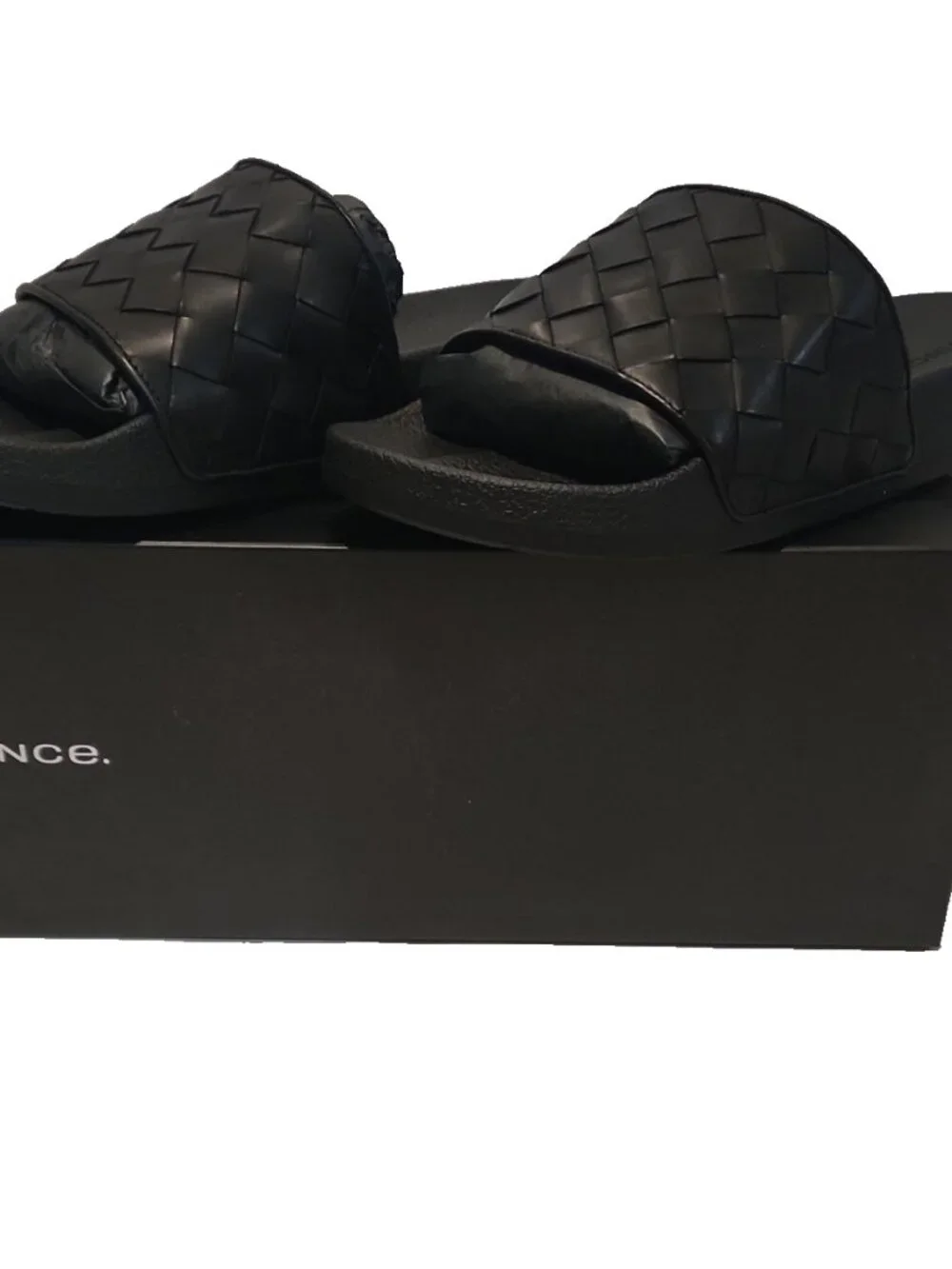 VINCE sz 11 Mens Leather Watley Calfskin Leather Sports fashion Slides Black LE